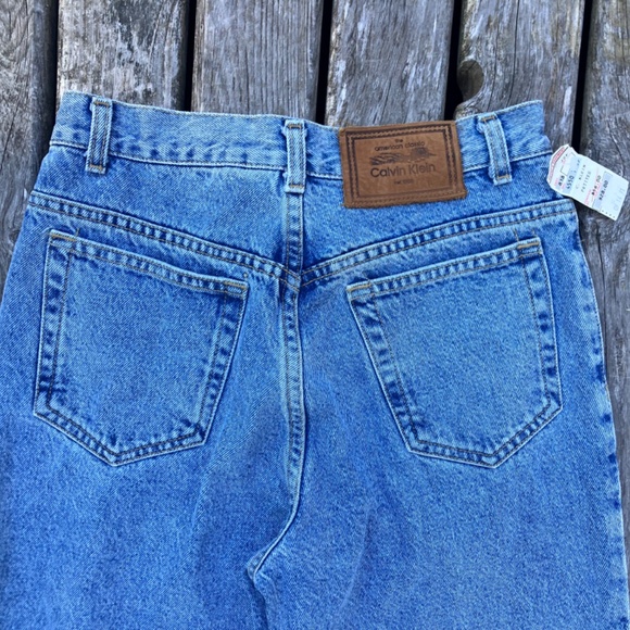 Vintage 90s Calvin Klein Light Wash Jeans NWT – Vintage 10 (Modern 4–6) - Picture 3 of 12